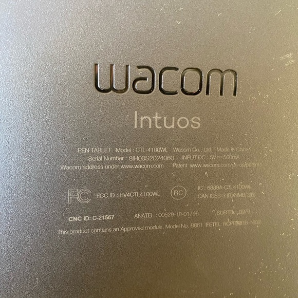 Wacom Intuos 6.0" x 3.7" Graphic Tablet with Stylus | drawing pad with pen - Picture 5 of 12